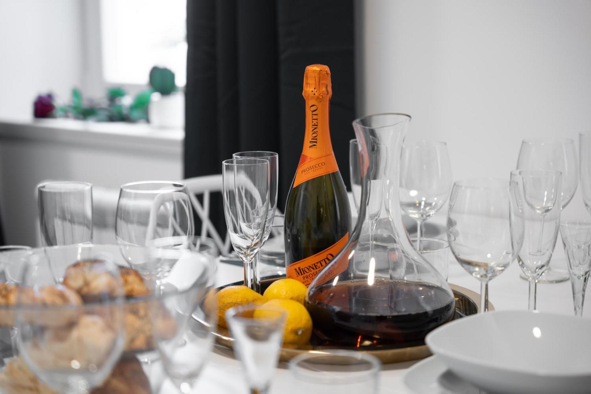 Cavallo Business Apartments Прага Экстерьер фото